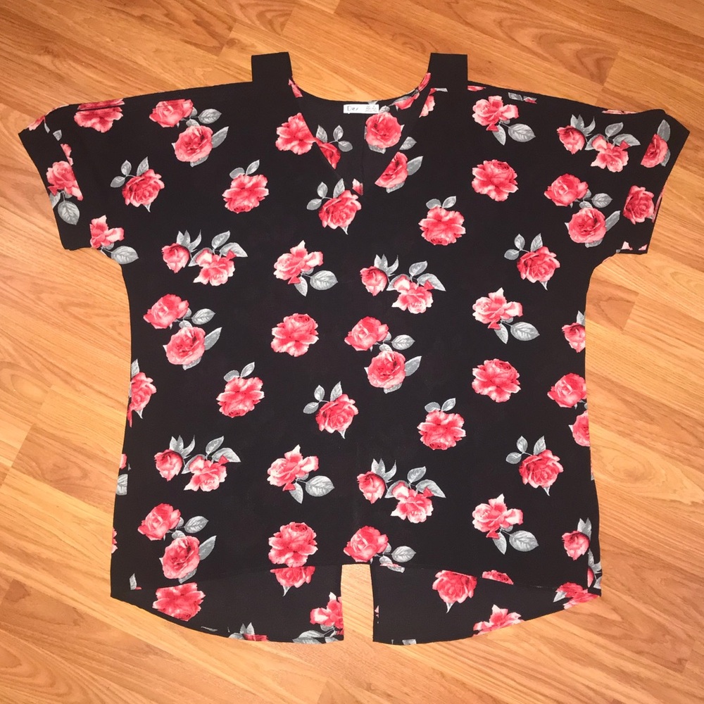 Dex Cold Shoulder Blouse